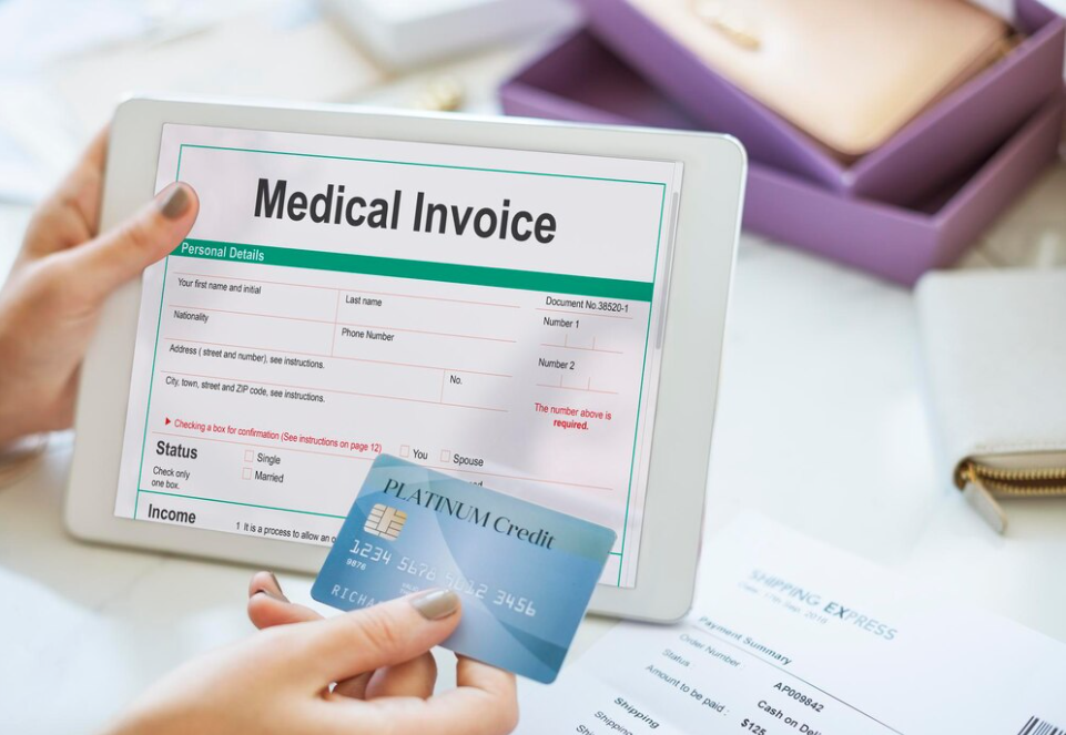 How Invoices Facilitate Smooth Operation in the Hospitality Industry
